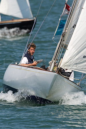 Seaview Mermaid Scuttle 62