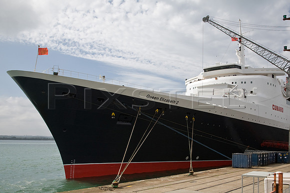 Queen Elizabeth 2