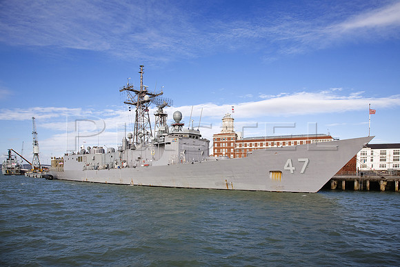 USS Nicholas FFG-47