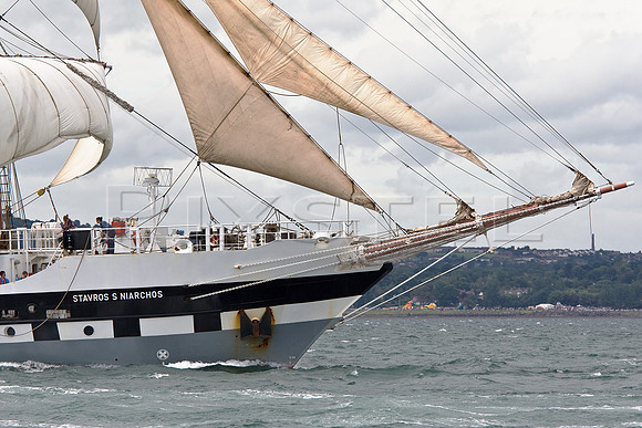 Bow of Stavros S Niarchos