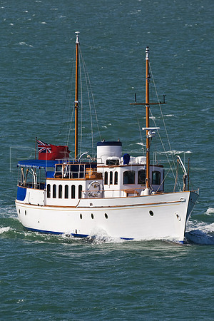 Bounty in the Solent