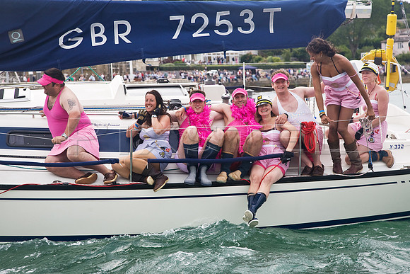 Lady's Day Cowes Week 2009