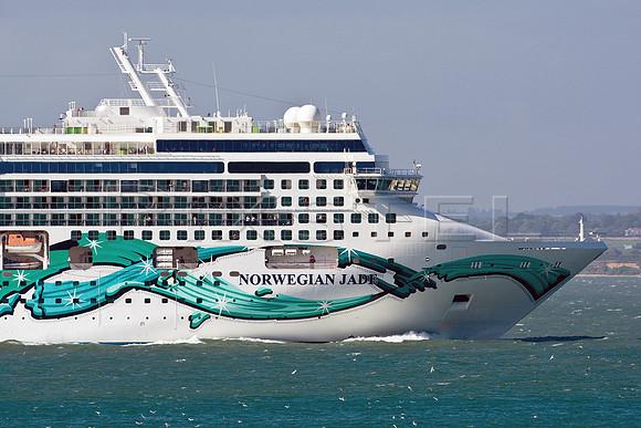 Norwegian Jade off Cowes