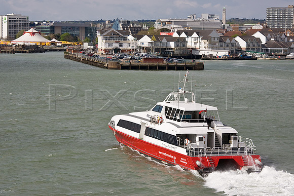 Red Jet 5 at Town Quay