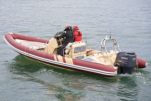Cobra Nautique 7.6