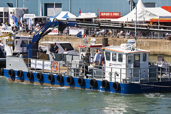 Meercat Workboats RT16