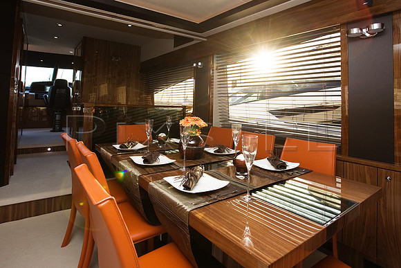 Sunseeker Yacht 88