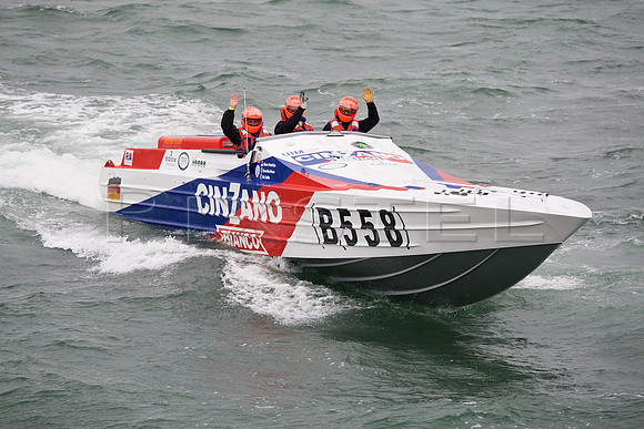 A Wave from Cinzano