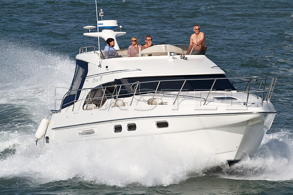 Sealine F43 'Serina'