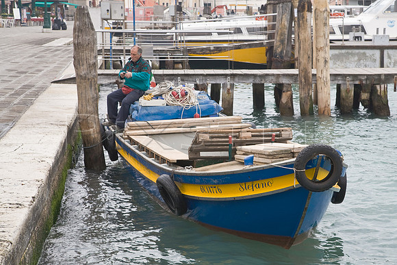 Res. Ve Work Boat