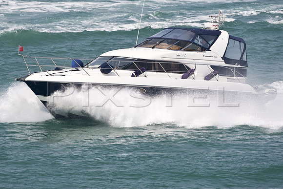 Fairline Phantom 43AC
