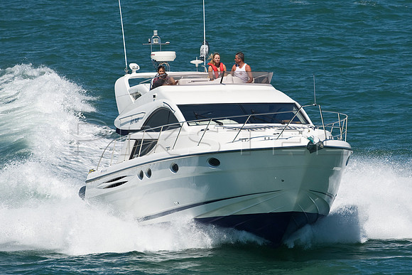 Fairline 'Easy Tiger'