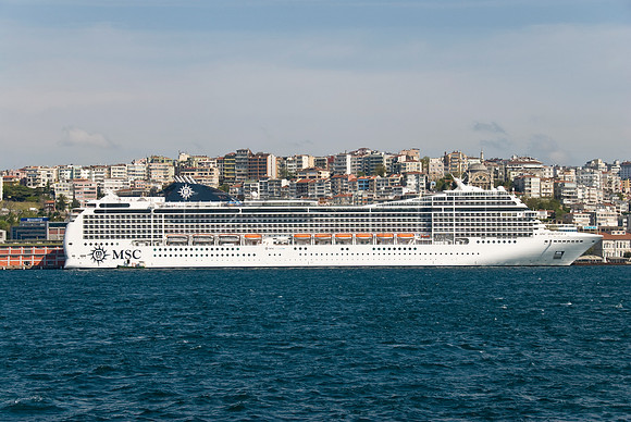 MSC Magnifica