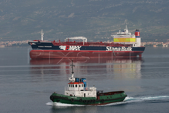 Stena Penguin and Kastor