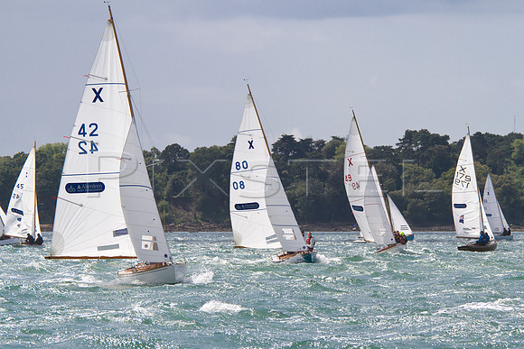 XODs 'Julia' and 'Lass'