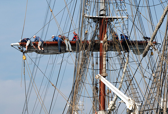 Sailors in the Rigging