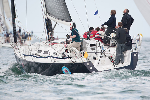 J/122 Jolly Jellyfish