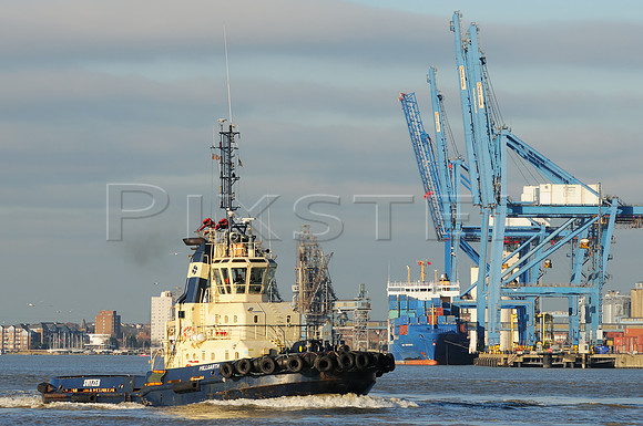 Tug 'Millgarth' at Tilbury