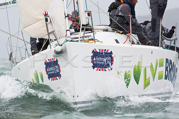 J/122 'Jolou'