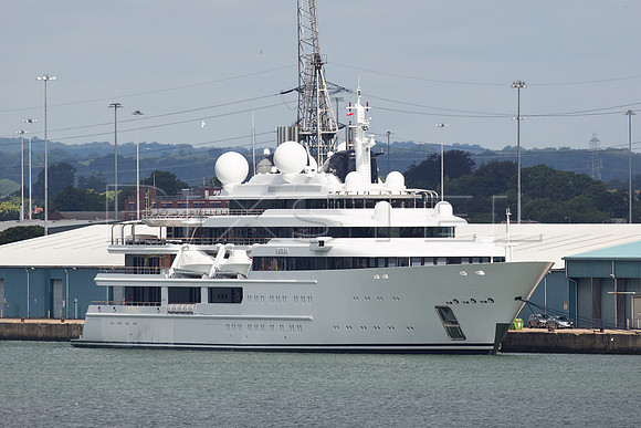 Superyacht 'Katara'
