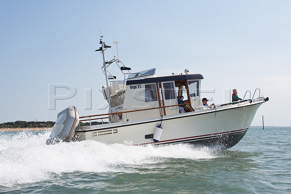 Targa 27.1 'Lyra Penta'