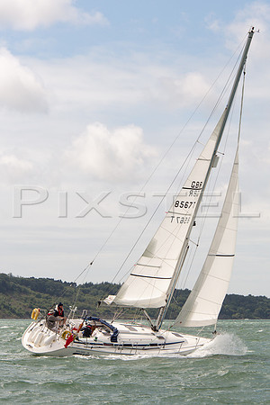 Bavaria 38 'Crews Control'