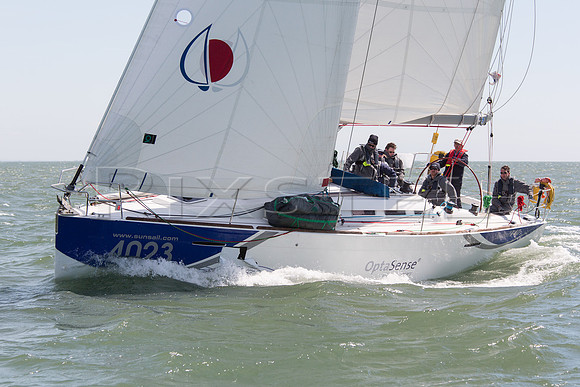 Beneteau F40 Sunsail 4023