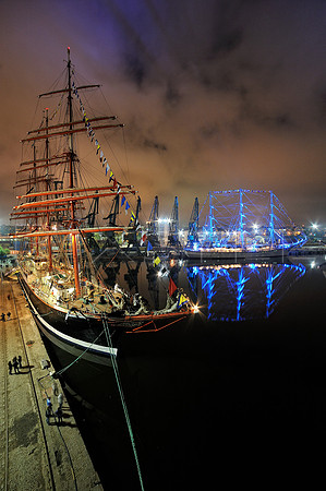Sedov and Nadezhda
