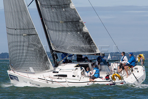 J/111 'Toe in the Water'