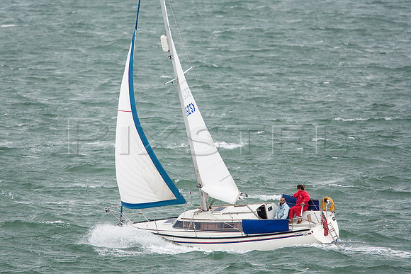Dufour 2400 'Vivette'